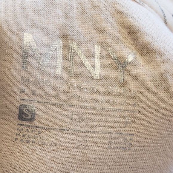 Marc NY fuzzy pink sweatshirt  size small - Picture 2 of 5